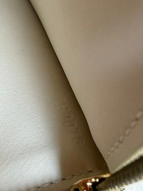 Louis Vuitton Sarah Wallet