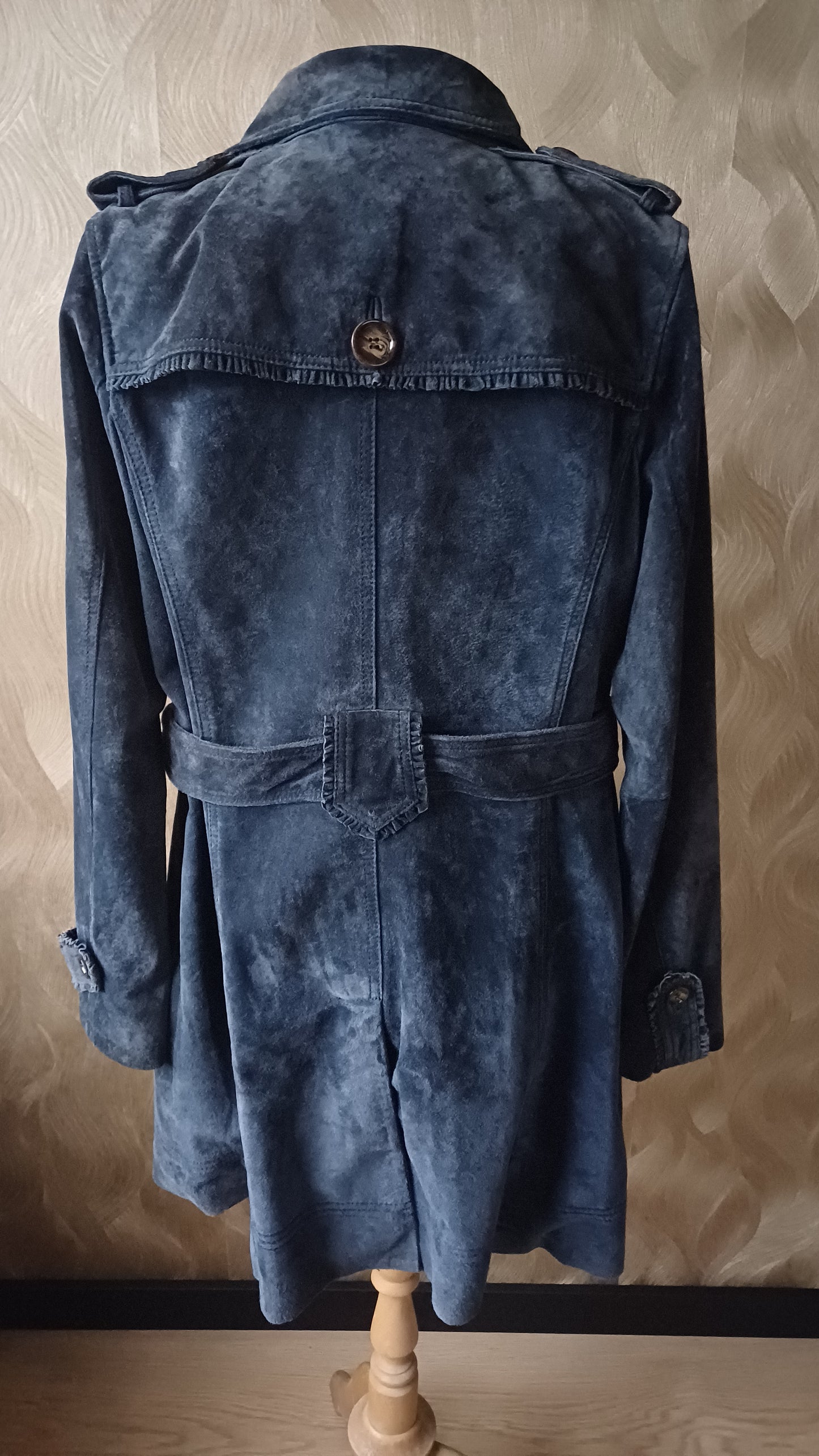 Trenchcoat Essentiel Antwerp