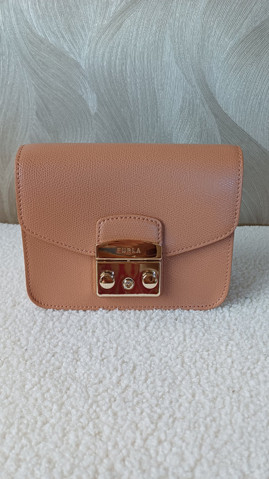Furla Metropolis small crossbody