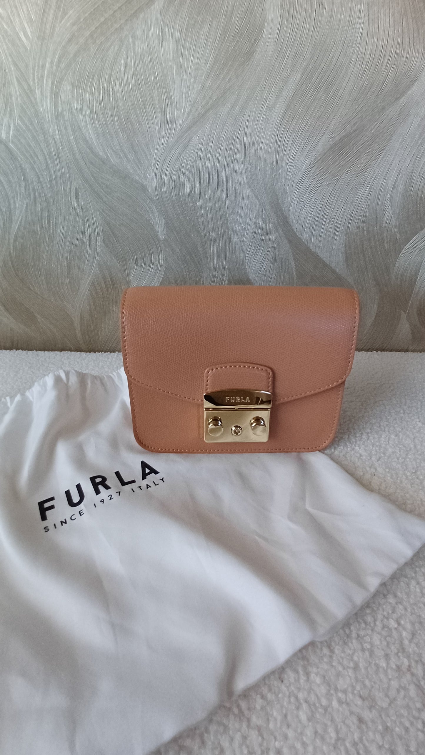 Furla Metropolis small crossbody